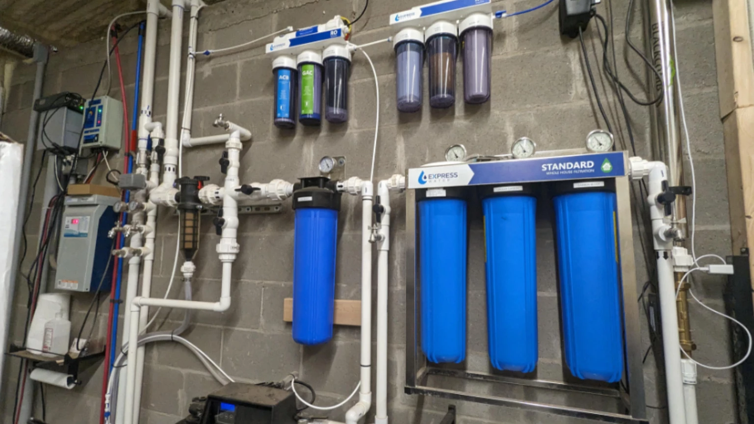 Installation-Whole-House-Carbon-Filtration-System-for-Wells-1-1